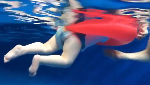 Swimtrainer Red Underwater